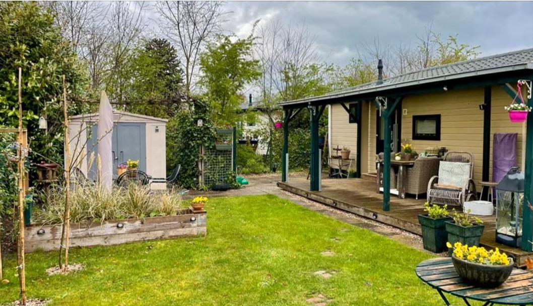 Comfortabel Chalet In Nationaal Park Wateren Luaran gambar