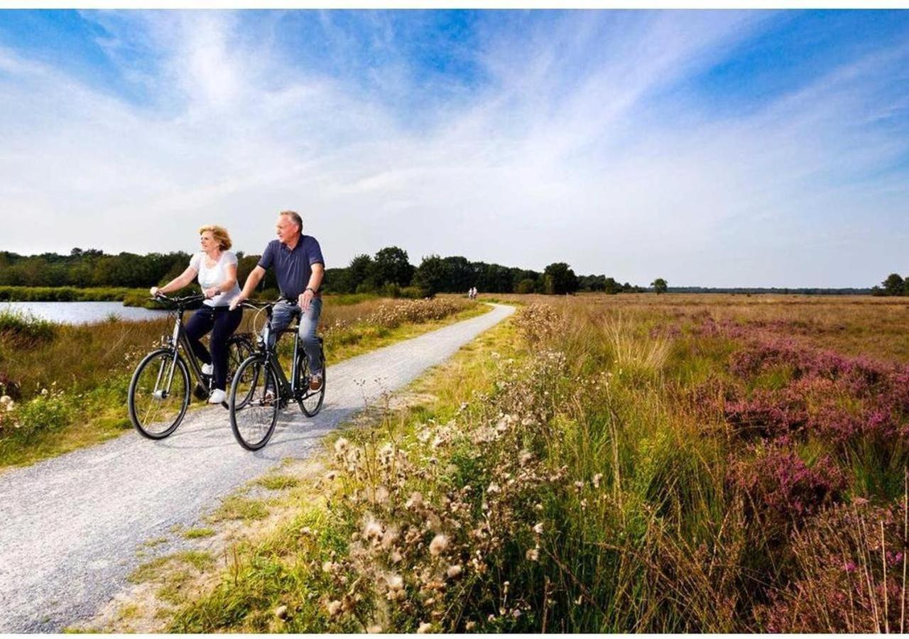 Comfortabel Chalet In Nationaal Park Wateren Luaran gambar